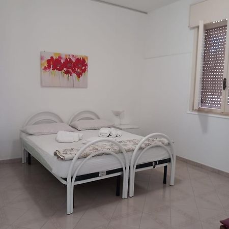 Villa Spiaggia Degli Angeli 포르토 세자레오 외부 사진